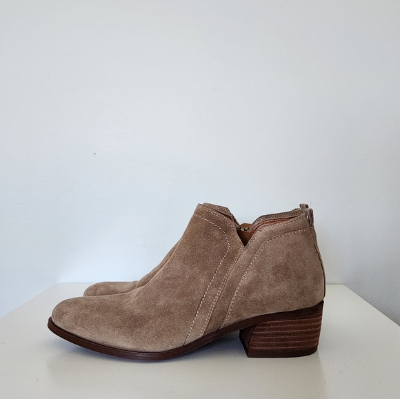 FRANCO SARTO Women's Booties, size 5 - Picture 4 of 7